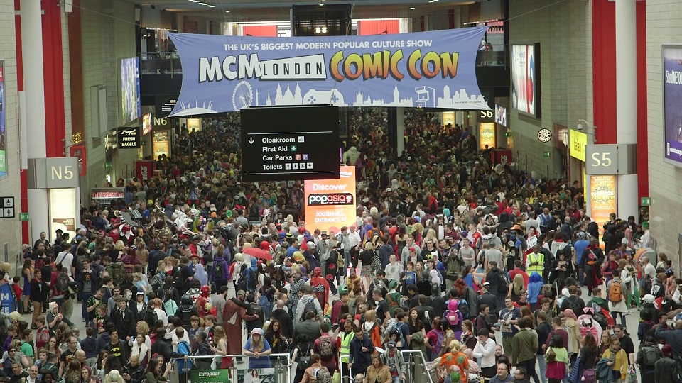 Record crowds join the stars at MCM London Comic Con East London News